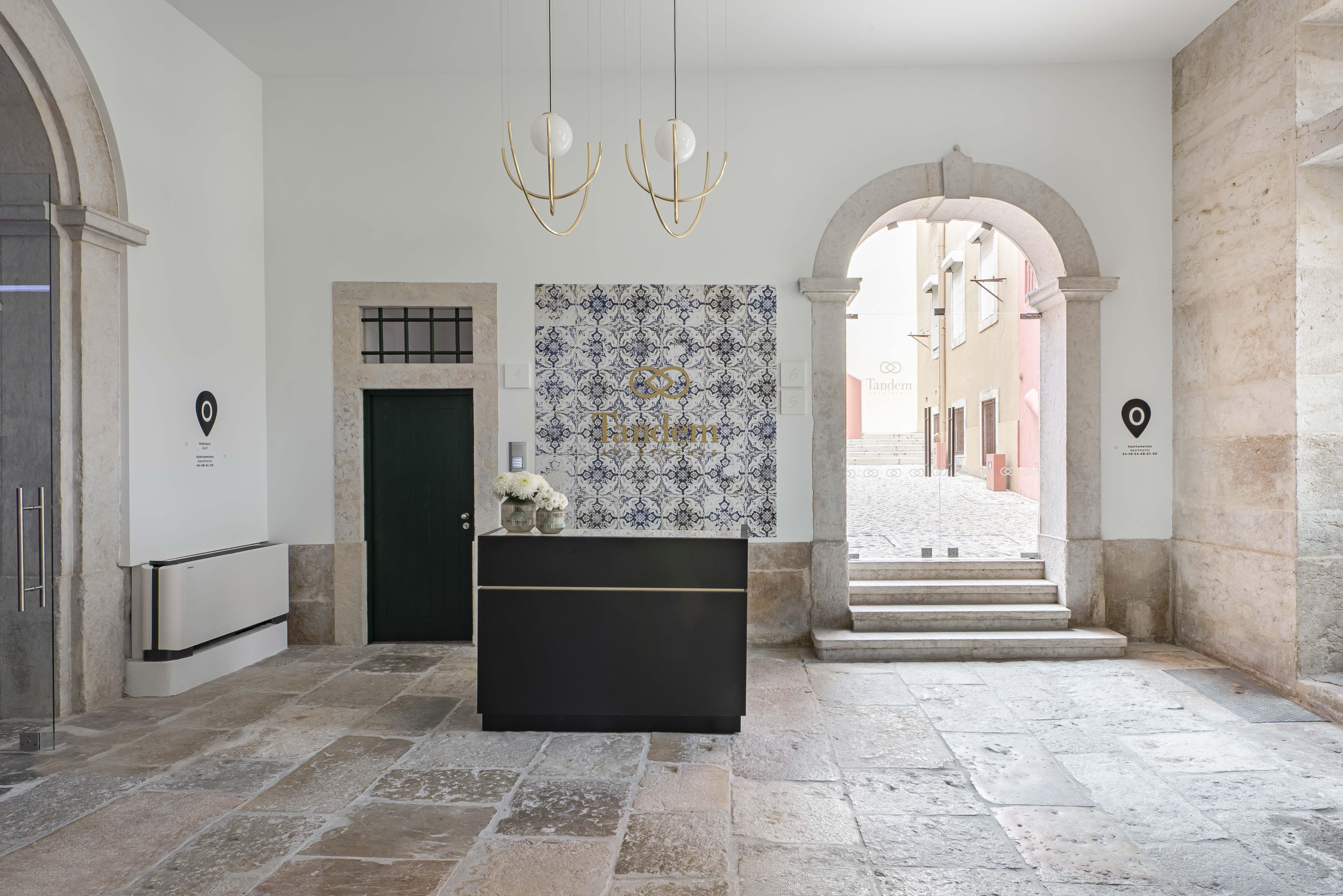 Tandem Palacio Alfama Suites Lisboa Ngoại thất bức ảnh
