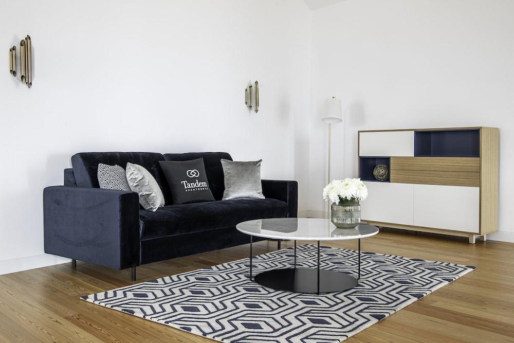 Tandem Palacio Alfama Suites Lisboa Ngoại thất bức ảnh