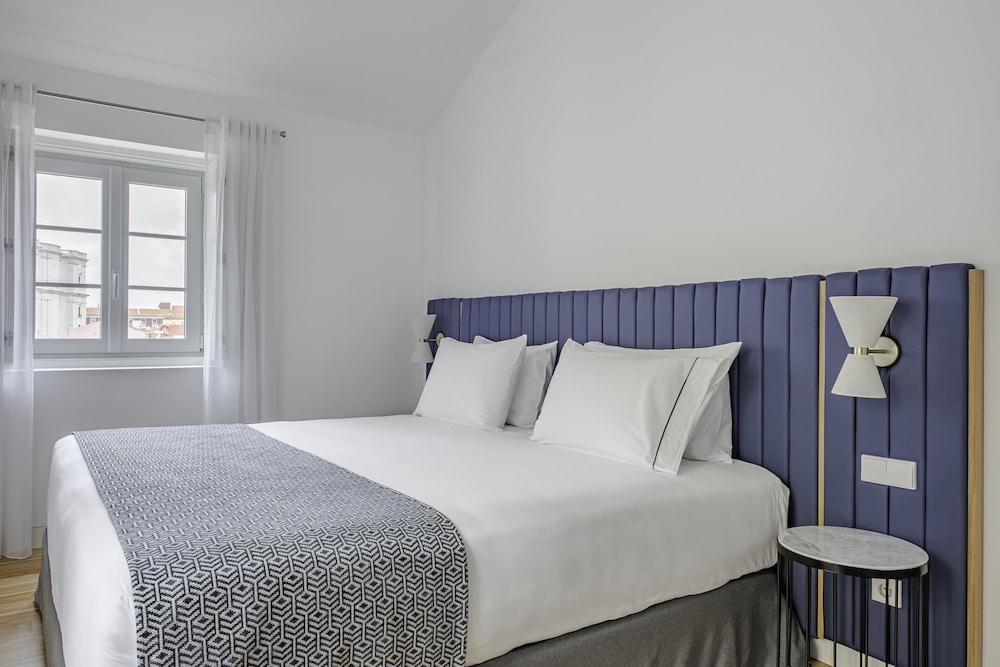 Tandem Palacio Alfama Suites Lisboa Ngoại thất bức ảnh